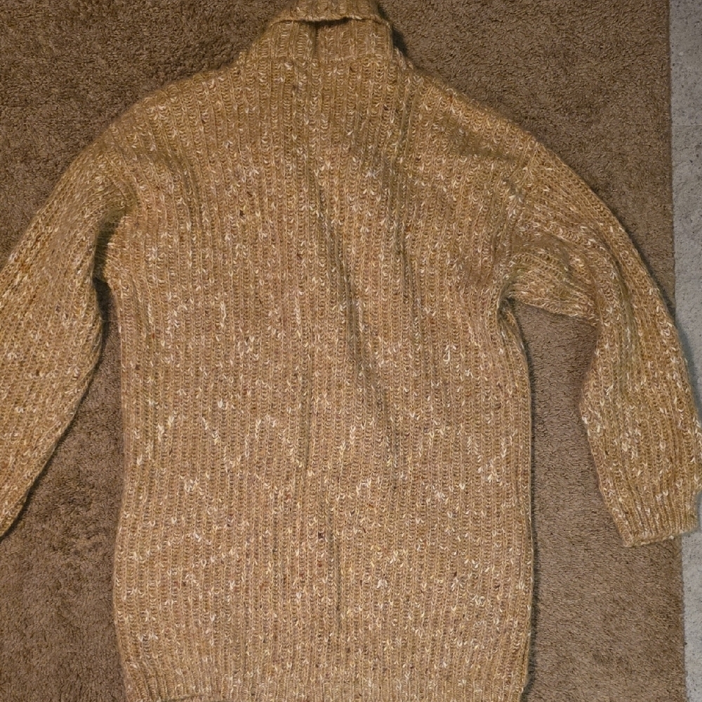 Liz Claiborne Tan Cardigan Sweater - Picture 6 of 8